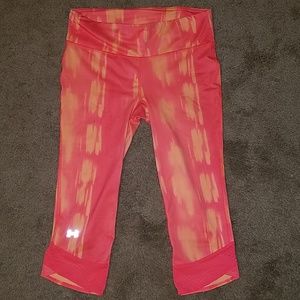 Under Armour capri leggings medium